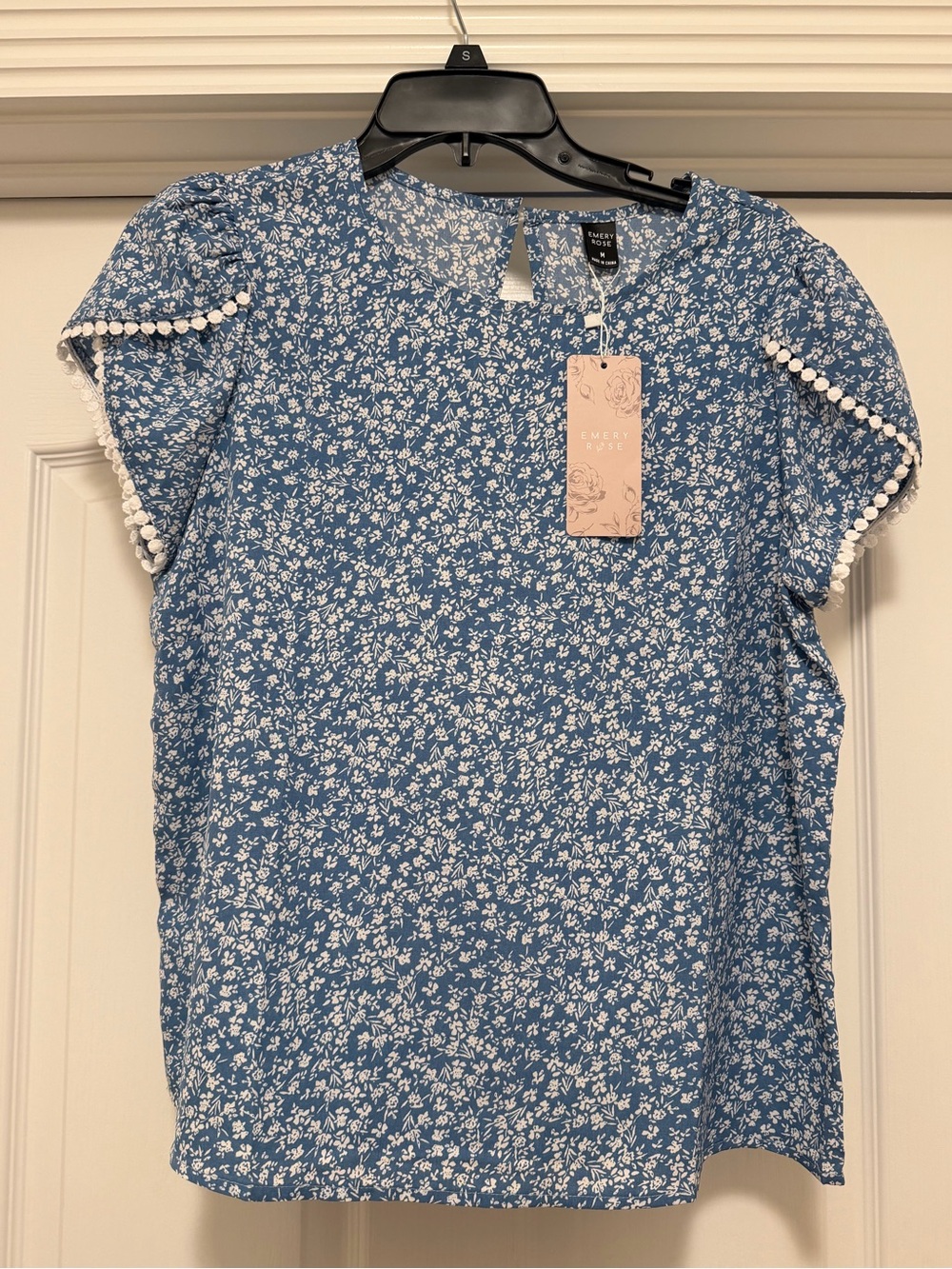 Emory Rose Blue Floral Puff Sleeve Top